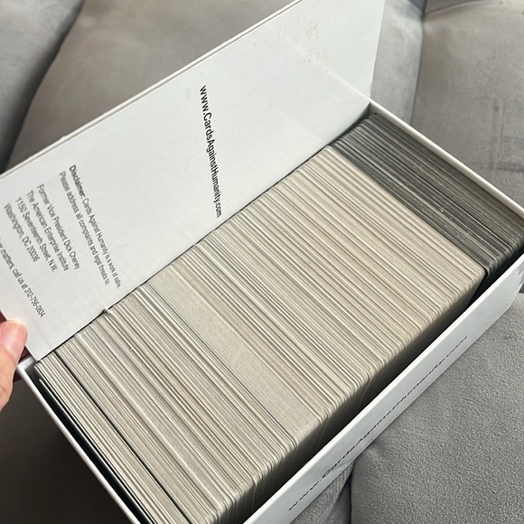 “Cards Against Humanity- card game” - Picture 4 of 4